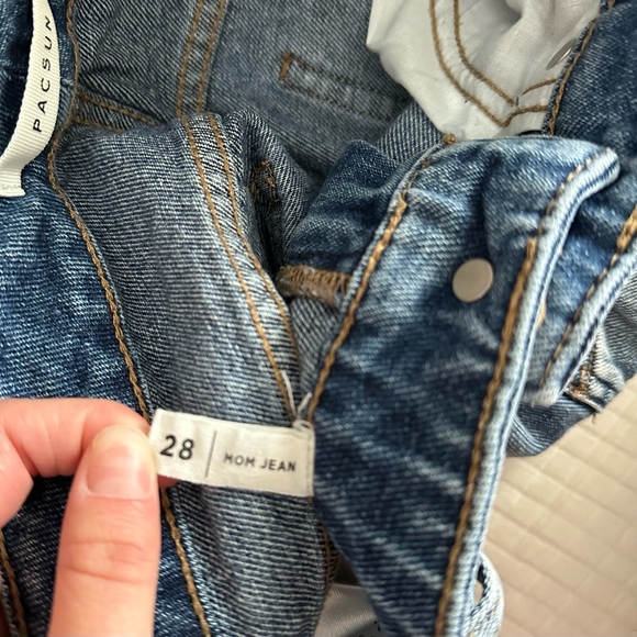 Pacsun Mom Jean - Picture 3 of 3